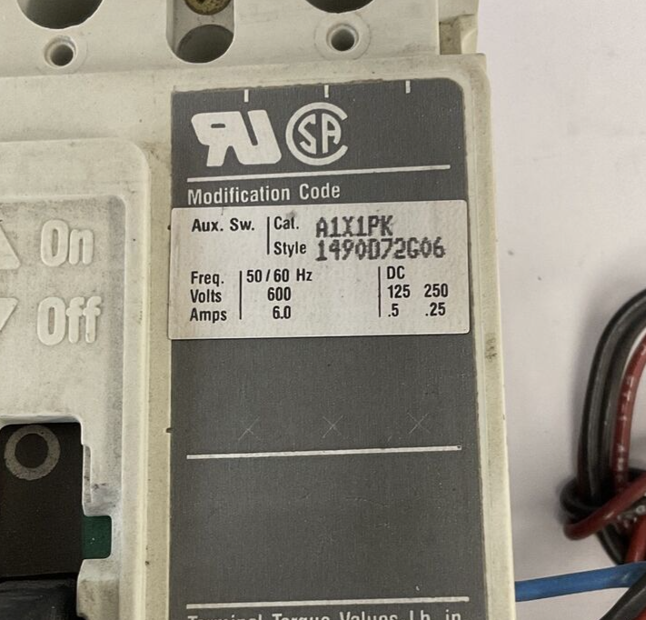 CUTLER HAMMER HMCP015E0C CIRCUIT BREAKER 15A 3POLE 600VAC-250VDC