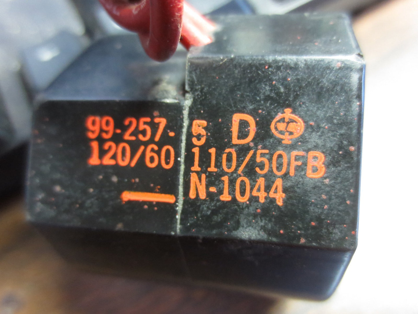 .ASCO (?) 99-257-5D SOLENOID VALVE COIL - 120/60, 110/50 - NEW SURPLUS