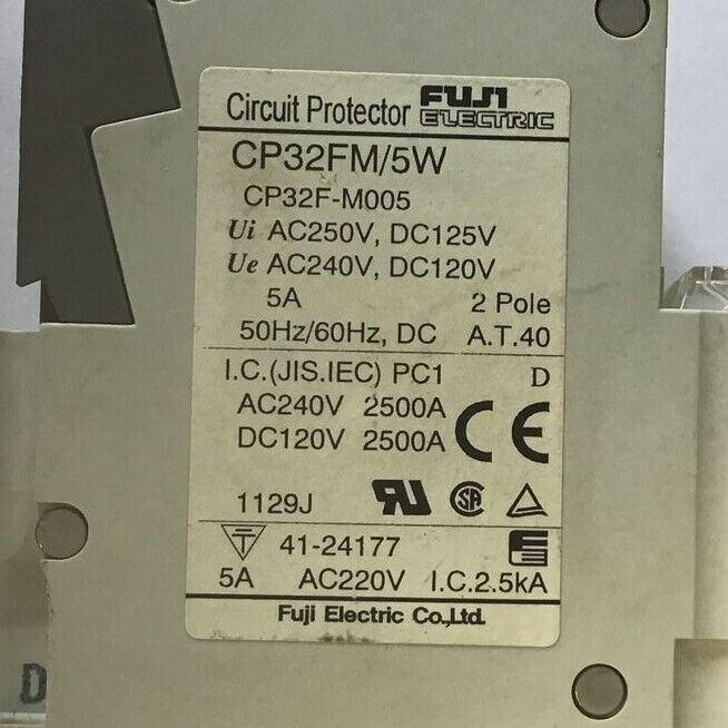 FUJI CP32FM/10 CIRCUIT PROTECTOR 10A 50/60HZ & CP32FM/5W CIR. PROTECTOR 5A