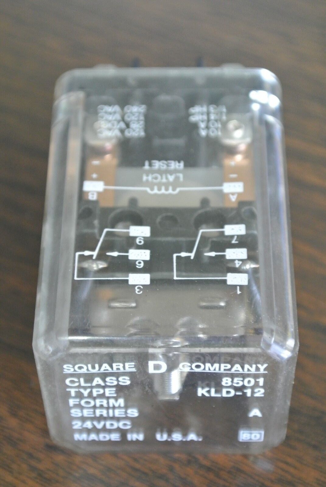 SQUARE D 8501 KLD-12 - LATCHING RELAY - DPDT, 10A, 24VDC COIL - NEW SURPLUS