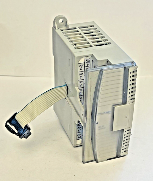 ALLEN BRADLEY - 1762-0W16 SER A REV B - MICROLOGIX 1200 RELAY OUTPUT MODULE