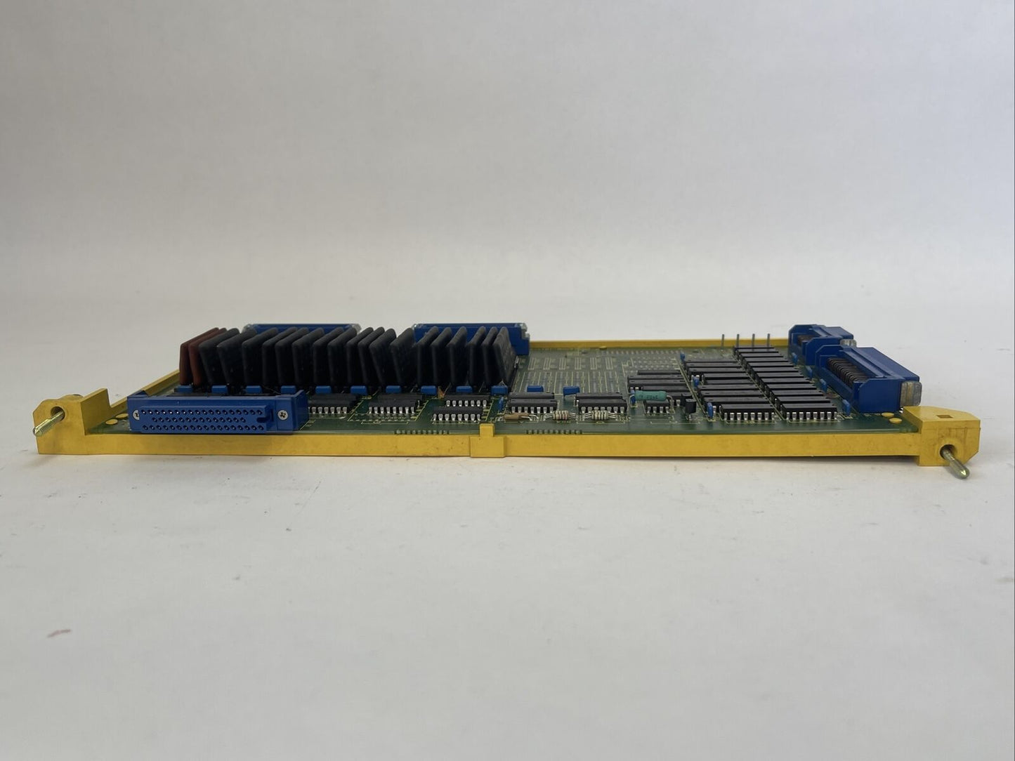 FANUC A16B-1211-0301/04A CIRCUIT BOARD