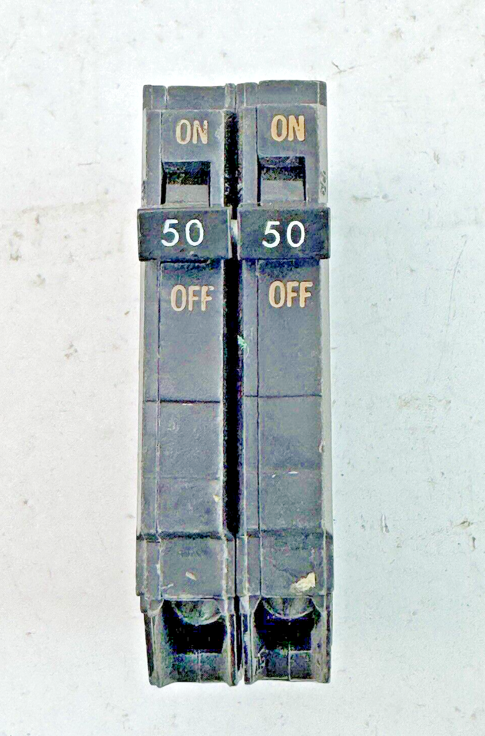 GE *LOT OF 3* - THQP250 - COMMON TRIP CIRCUIT BREAKERS - 2 POLE, 50 A, 240 VAC