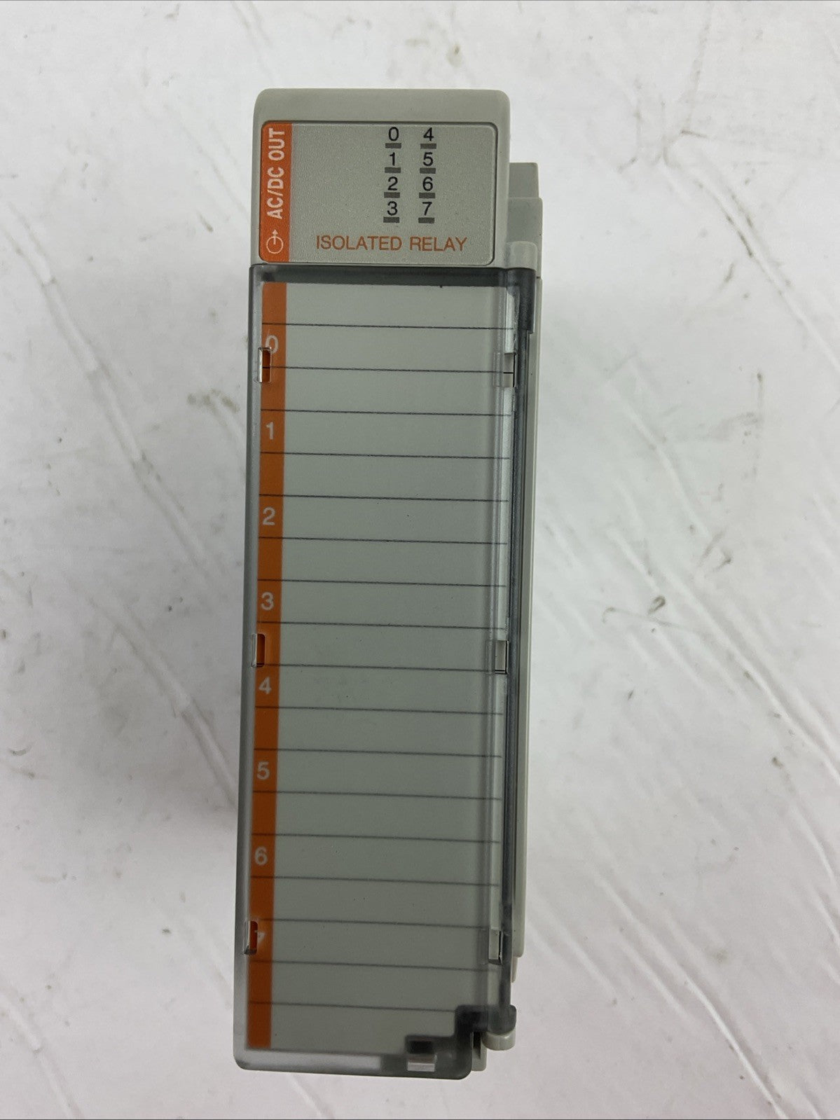 ALLEN BRADLEY 1769-OW8I SER B REV 2 F/W REV 3.1 8PT ISOLATED FORM A RELAY