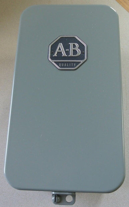 ALLEN-BRADLEY 809-B02E - INSTANTANEOUS TRIP CURRENT RELAY 3A, 600V - NEW SURPLUS