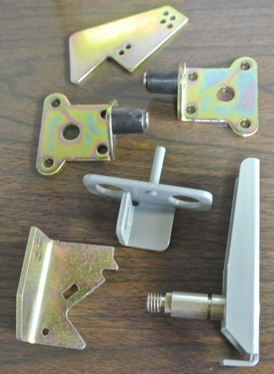 SQUARE D 9432M10L DOOR CLOSING MECHANISM - NEW SURPLUS