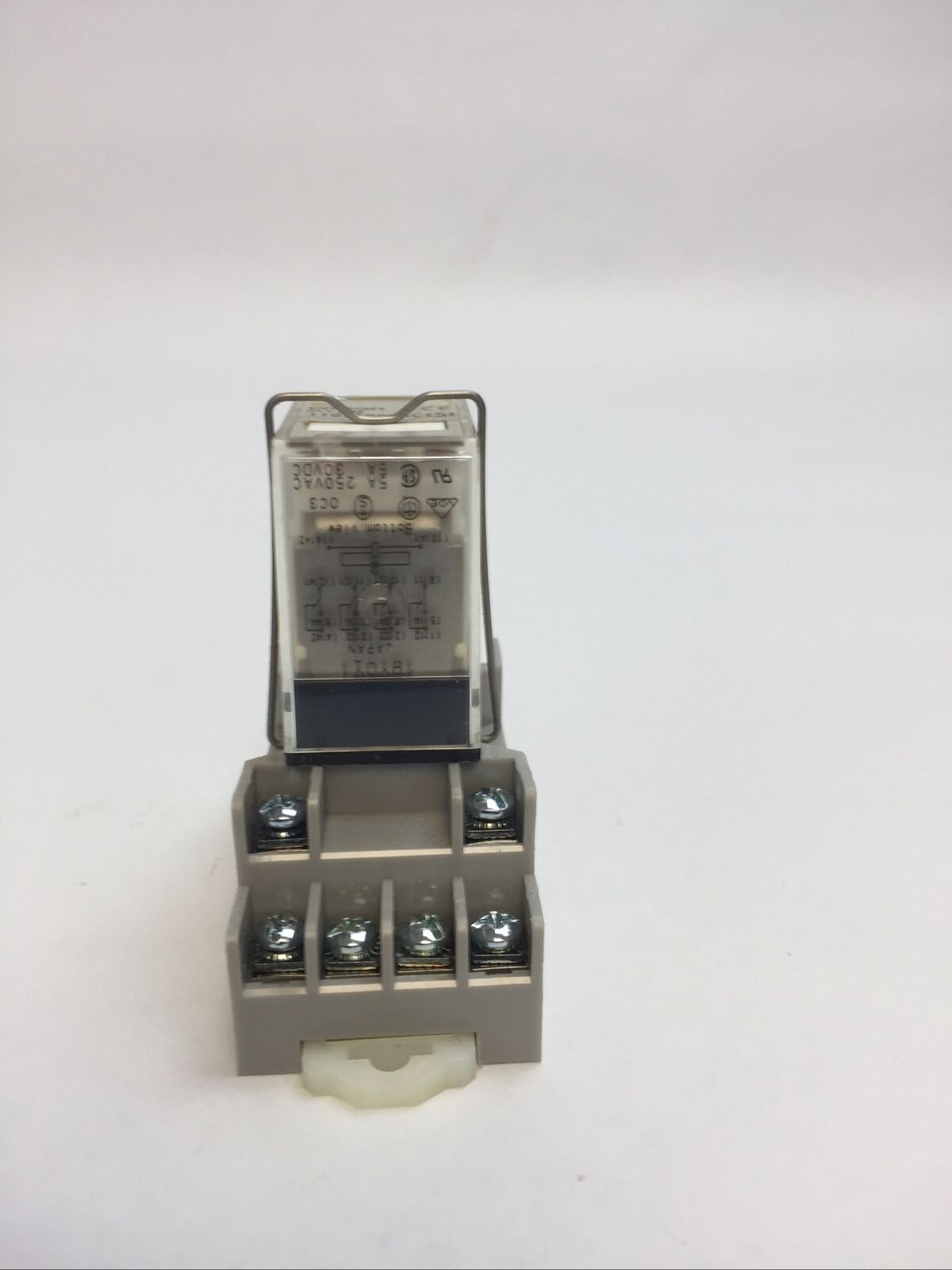 OMRON MY4N RELAY 110/120VAC PYF14A-C SOCKET SCREW TERMINAL 300V 10A (LOT OF 3)