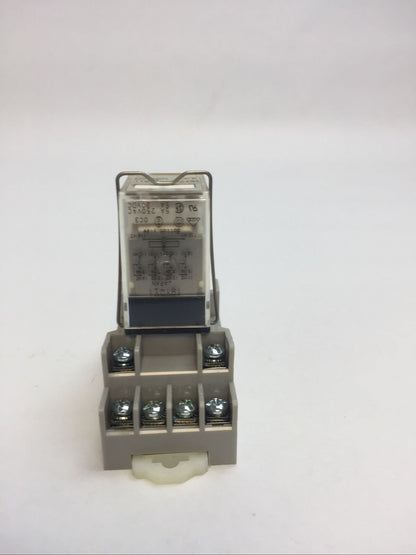 OMRON MY4N RELAY 110/120VAC PYF14A-C SOCKET SCREW TERMINAL 300V 10A (LOT OF 3)