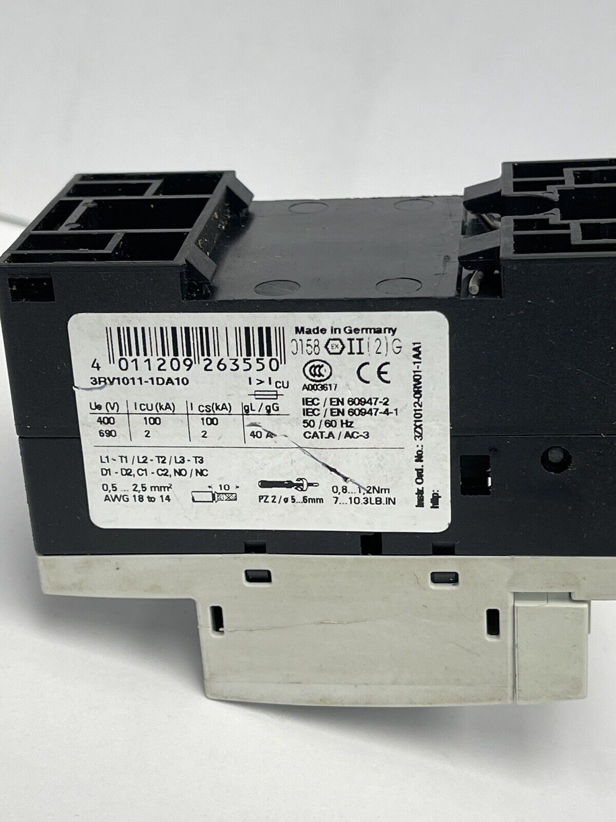 SIEMENS - 3RV1011-1DA10 - Motor breaker; 1.1kW; 220÷690VAC; DIN; SHt cir.rel 42A