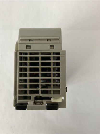 ALLEN BRADLEY 1769-OA16 SER A F/W REV 3.1 DIR/VER 95320750/03 16PT 85-265VAC