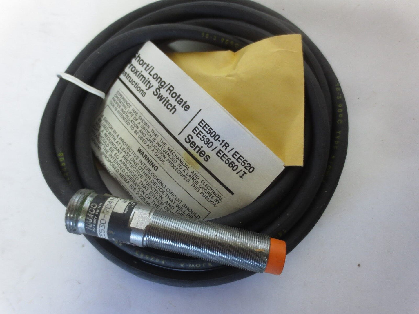 NAMCO CONTROLS EE530-70410 TUBULAR PROXIMITY SENSOR - NEW SURPLUS in SEALED BAG