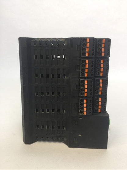 OMRON NE1A-SCPU02 SAFETY NETWORK CONTROLLER 8 OUTPUT 24VDC 0.5A 40 INPUT 24VDC