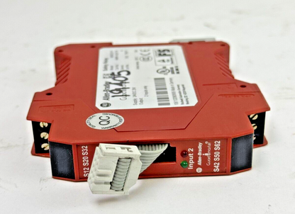 ALLEN-BRADLEY - 440R-H23179 - SAFETY RELAY - MSR221P - SUPPLY 24VDC 2W