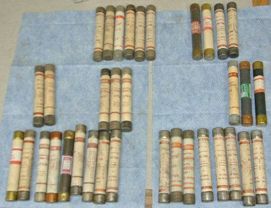 HUGE LOT of 35 ONE-TIME FUSES  5A, 6A, 8A, 10A, 15A, 20A, 25A / 600V / SEE BELOW