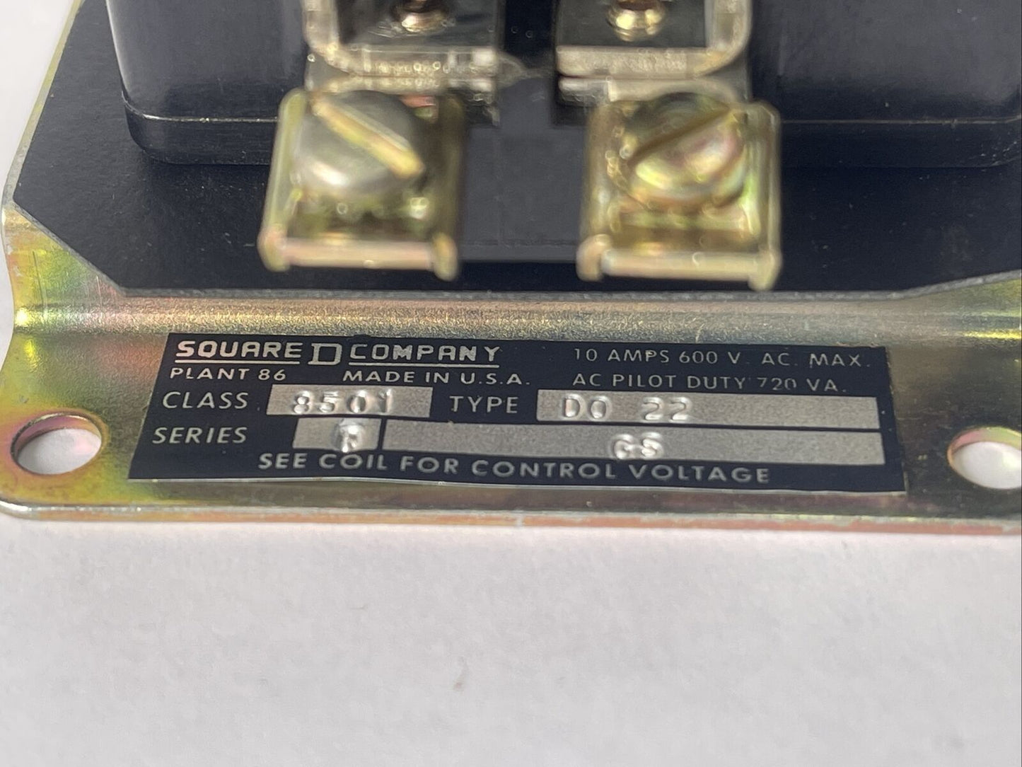 SQUARE D 8501 D0-22 AC CONTROL RELAY SER C 600VAC 10A COIL 480V 60HZ 440V 50HZ