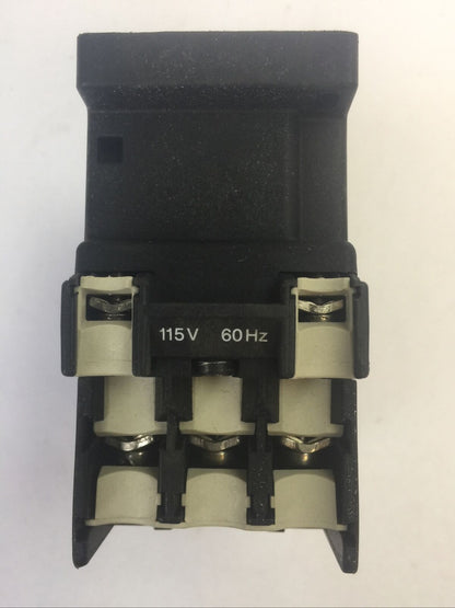 KLOCKNER MOELLER STARTER DIL 0M CONTACTOR 3POLE 250VDC 35A 15HP COIL 115V 60HZ