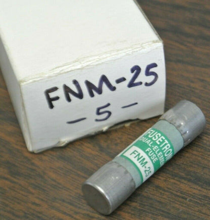 LOT of 5 / BUSS FNM-25 MIDGET FUSE / 25A / 32V / NEW SURPLUS