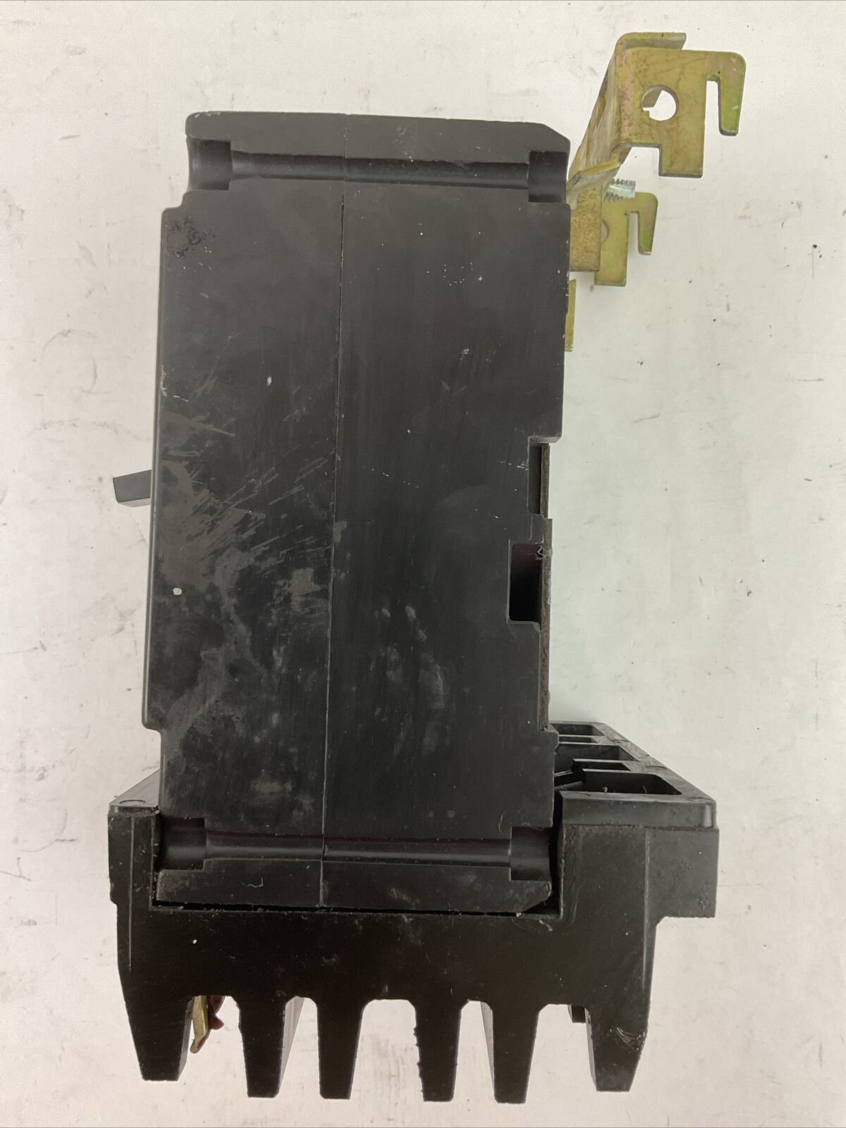 SQUARE D FA34030 TYPE FA 30AMP 480VAC 250VDC 3POLE CIRCUIT BREAKER