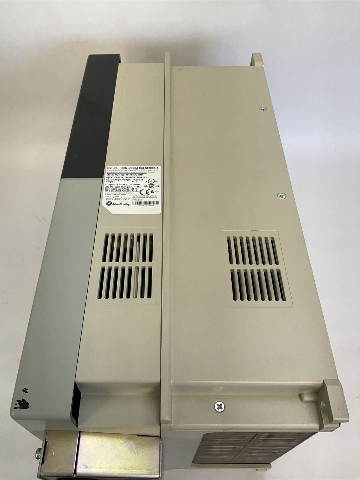 ALLEN BRADLEY 22C-D038A103 SER A FRN 6.01 AC DRIVE OUTPUT 0-460VAC 18.5kW/25HP