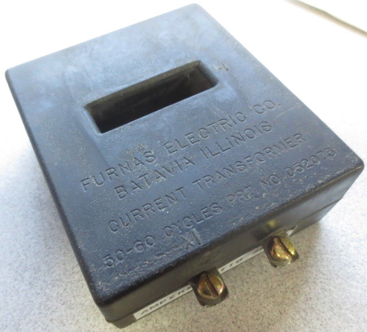 FURNAS D52073 CURRENT TRANSFORMER - AMPERE RATIO 300-5