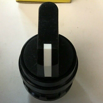 SQUARE D 9001 D2G3S, D3G2S, D2G2S SELECTOR SWITCH***LOTOF3***