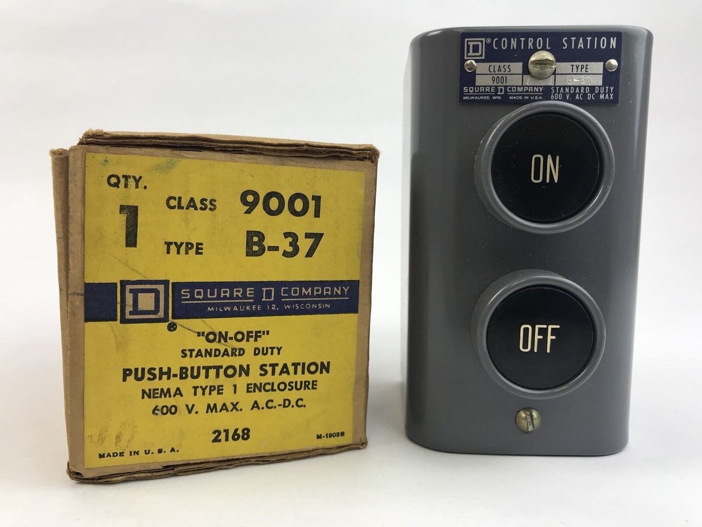 Square D Company 9001 B-37 On-Off Push Button Station 600 V Max AC DC