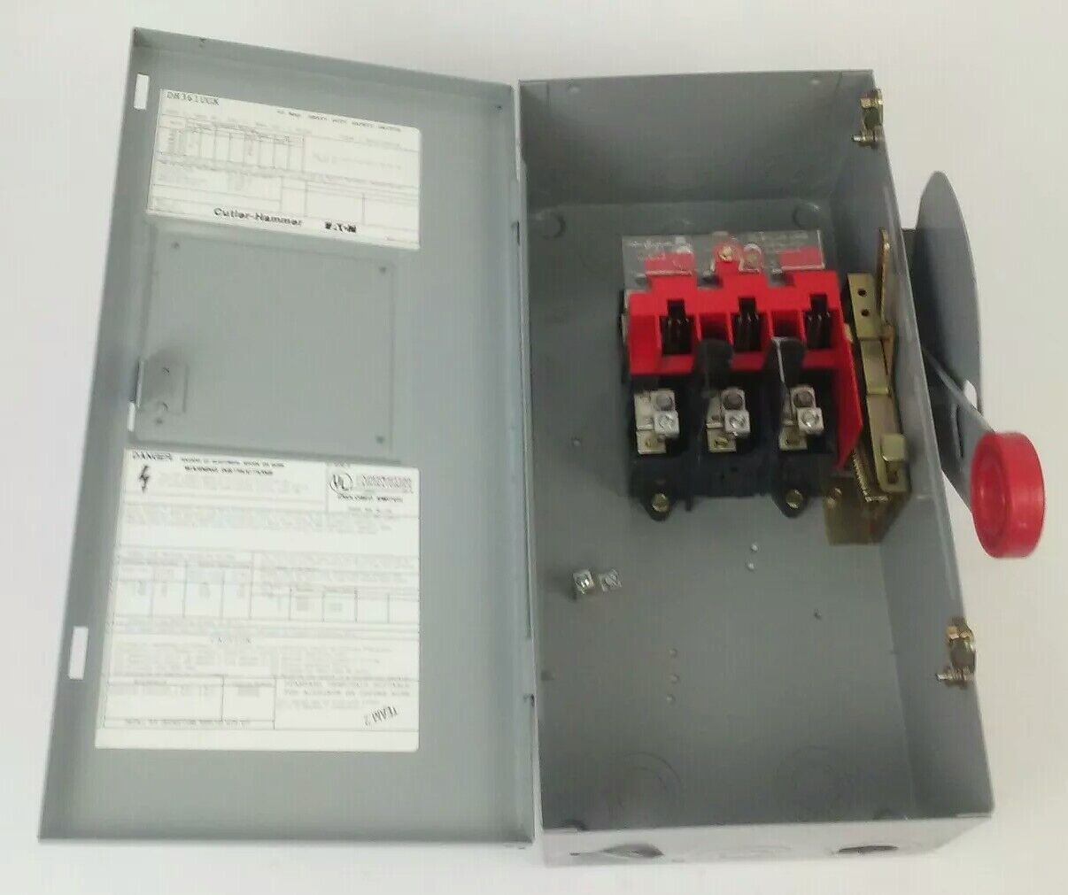 CUTLER HAMMER DH361UGK NON-FUSIBLE SAFETY SWITCH 3P 30A 600V 30HP TYPE 1