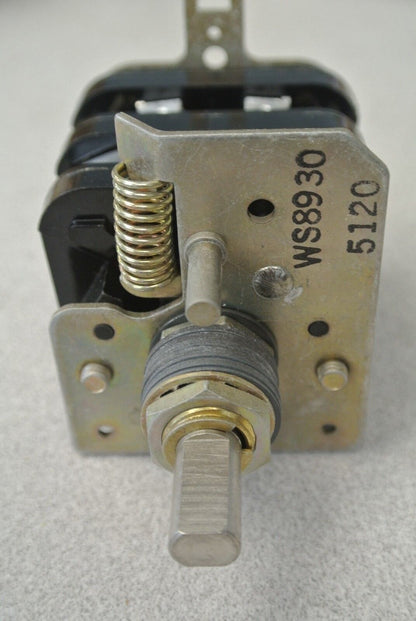 ALLEN-BRADLEY 806-940344 ROTARY PILOT SWITCH / NEW SURPLUS