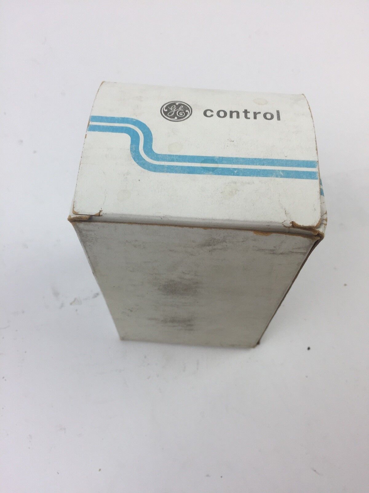 GE CR215G1A22 SHORT TRAVEL LIMIT SWITCH 1 NO 1 NC CONTACT NEMA A600