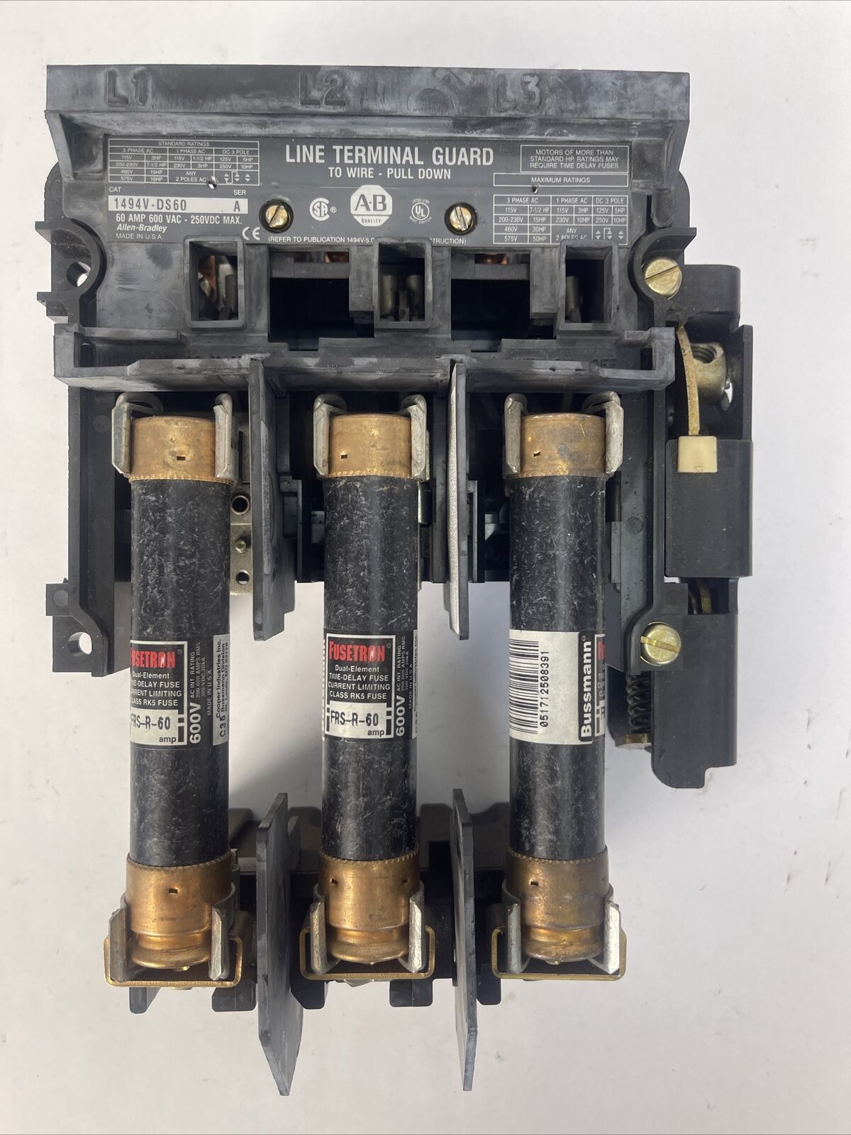 ALLEN BRADLEY 1494V-DS60 DISCONNECT SWITCH 60A 600VAC 250VDC 50HP FRS-R-60 FUSES
