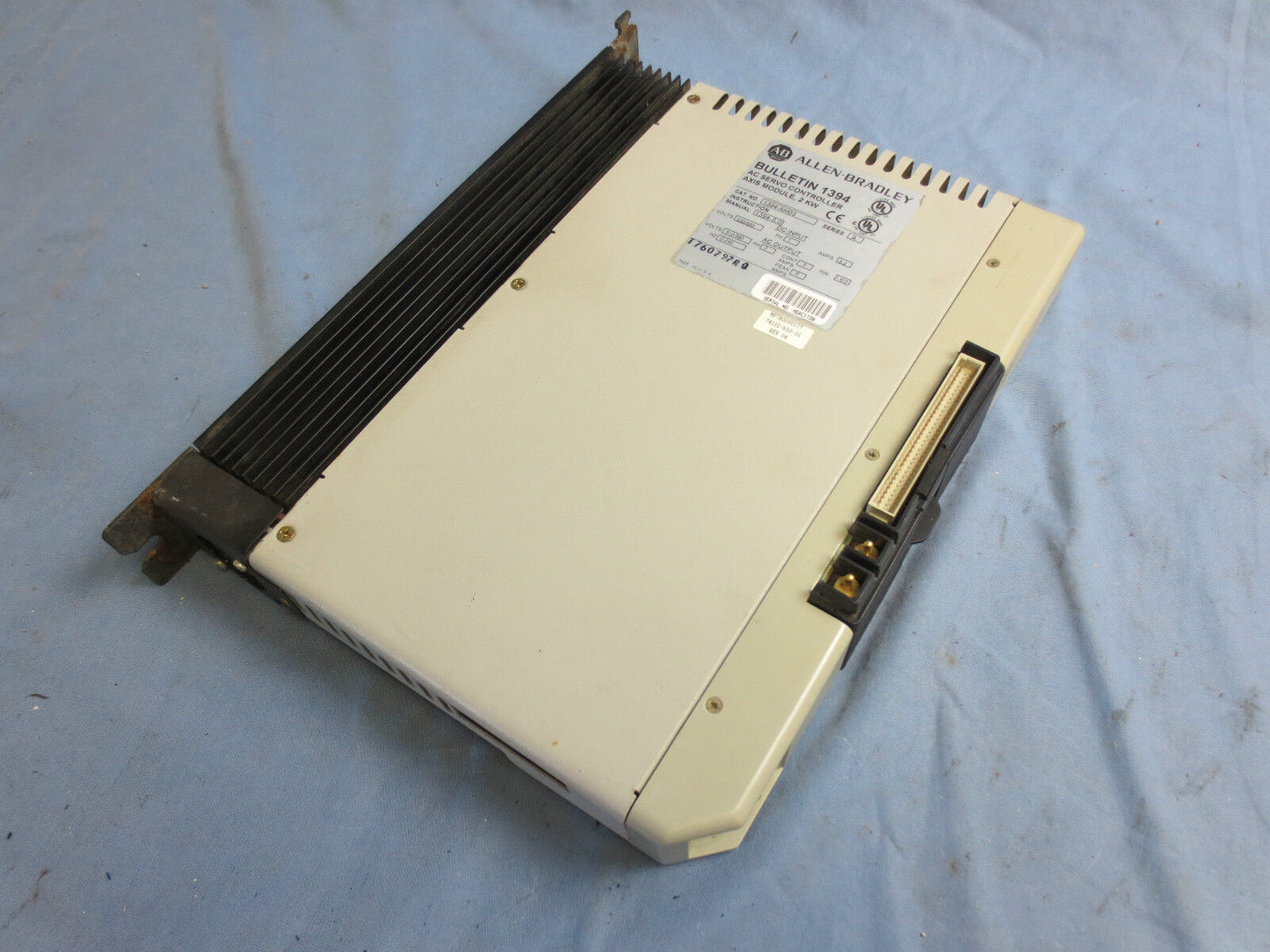 ALLEN-BRADLEY 1394-AM03 Ser. A - AC SERVO CONTROLLER AXIS MODULE 2KW