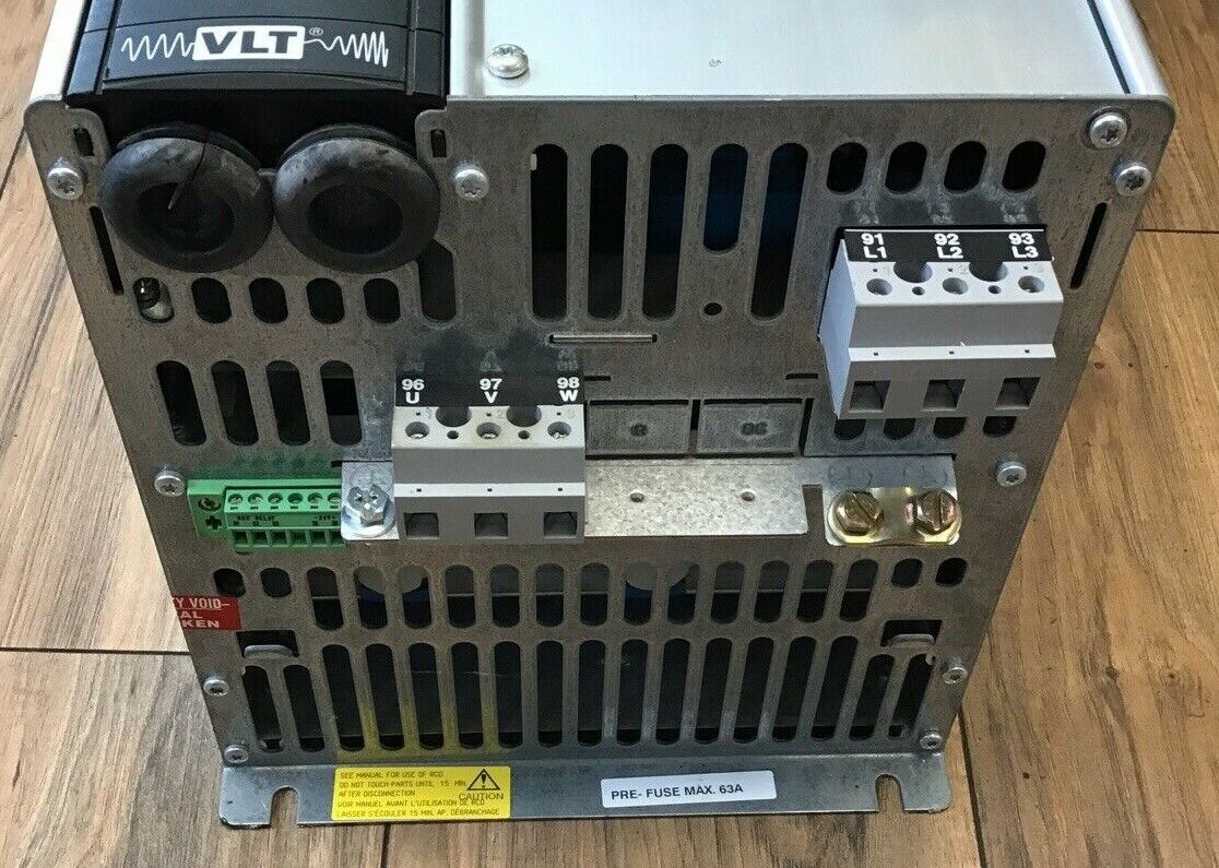 DANFOSS VLT 5000 VARIABLE SPEED AC DRIVE  23KVA 32A 1000HZ 500V