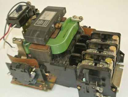 GENERAL ELECTRIC CR208E100EFD STARTER / NEMA SIZE 3 / 600VAC / 90A / 120V COIL