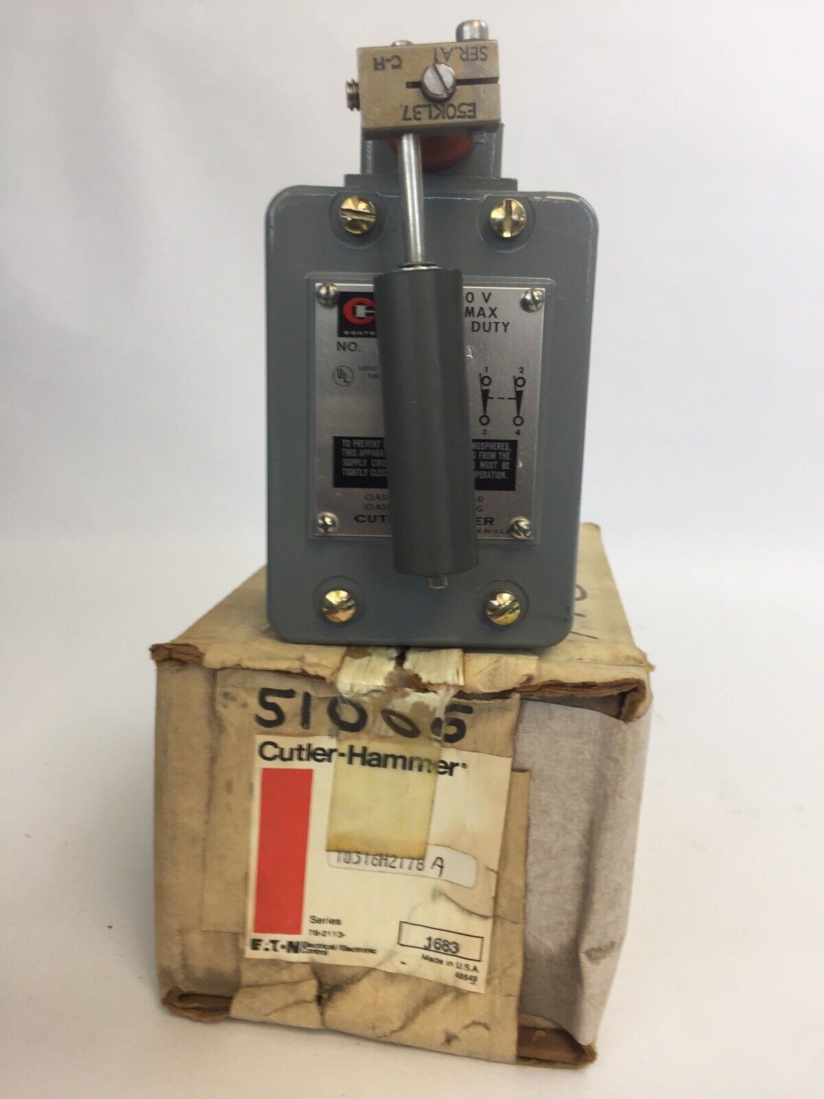 CUTLER HAMMER 10316H2178A LIMIT SWITCH 600VAC PILOT DUTY 1683 E50KL37 SER A1