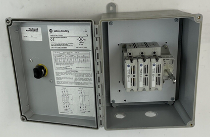 ALLEN BRADLEY 194R-KC30-1753-PY ENCLOSED MOLDED CASE SWITCH REV.3-65 SER.A