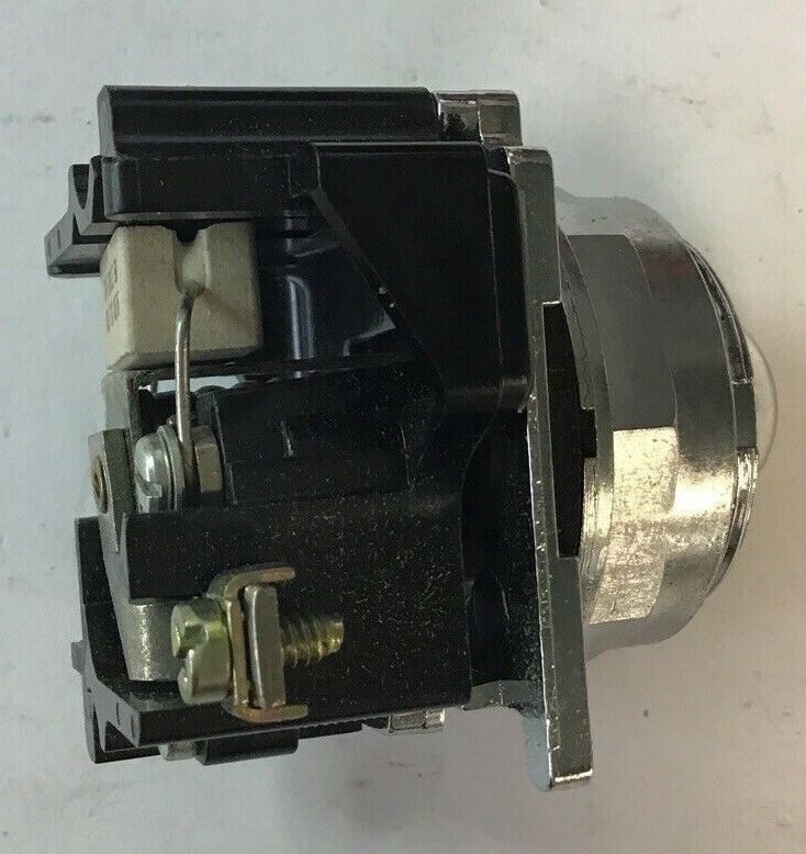 CUTLER HAMMER 1050T471 ILLUMINATED PUSH BUTTON OPERATOR W/O COLORED LENS