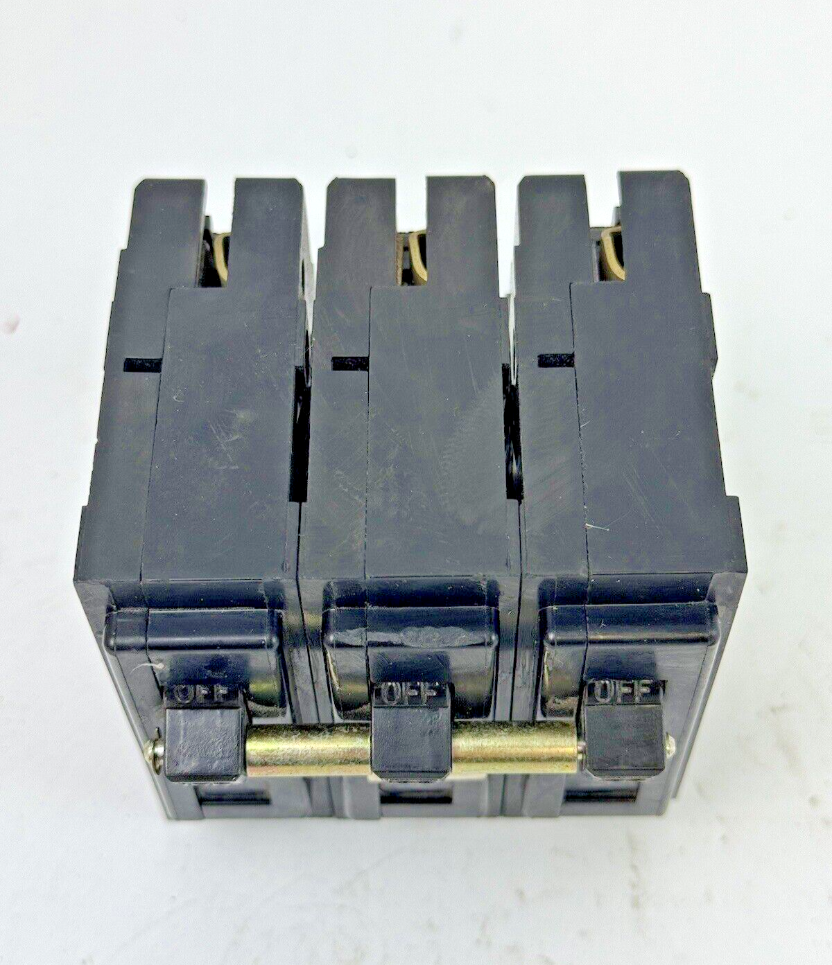 WESTINGHOUSE - HQP3100N - MOLDED CASE CIRCUIT BREAKER - 3 POLE/240VAC/100A