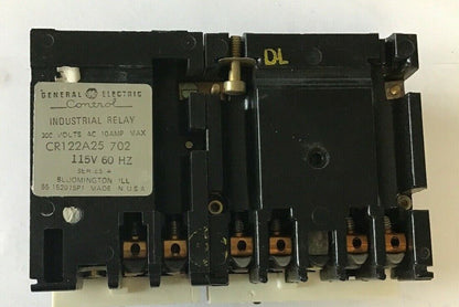 GENERAL ELECTRIC CR122A25702 INDUSTRIAL RELAY 200VAC 10A SER.A 115V 60HZ
