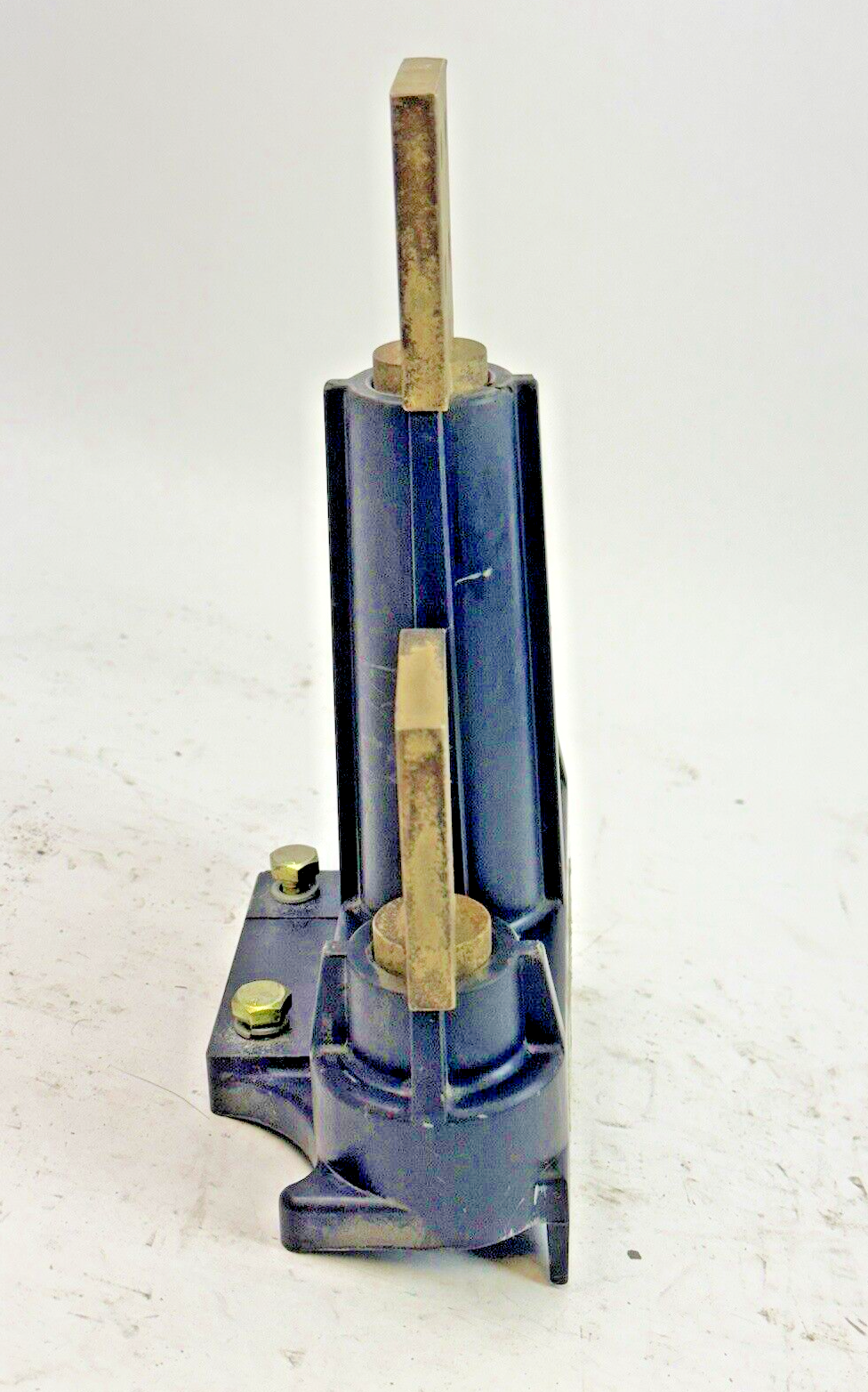 SIEMENS/ ITE - PC5661 - PLUG-IN MOUNTING BASE ASSEMBLY - FOR LD FRAME BREAKERS