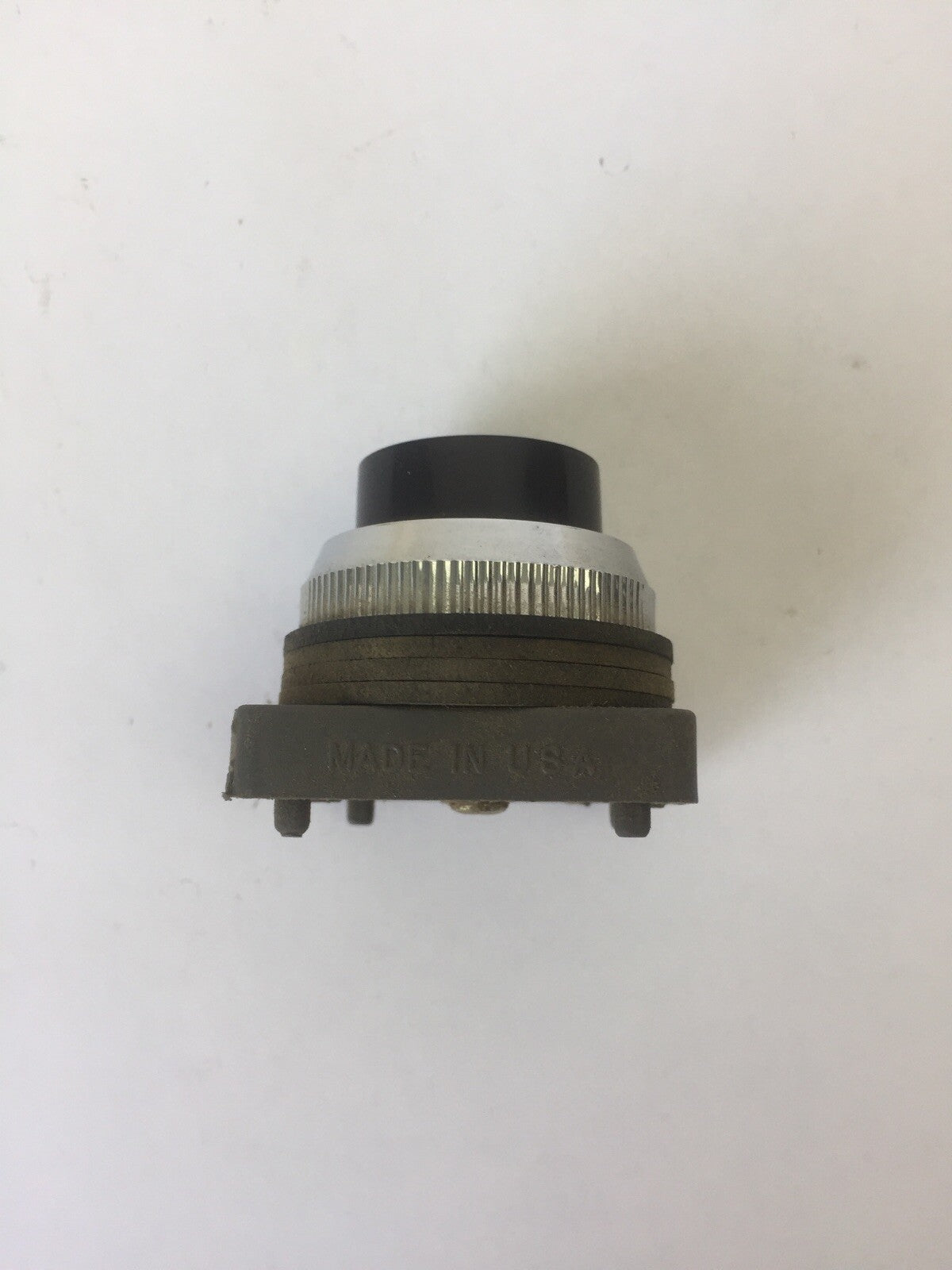 ITE H32BE1 OIL TIGHT PUSH BUTTON (LOT OF 3)