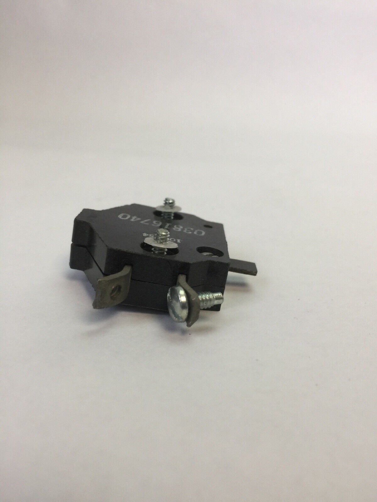 CUTLER HAMMER 10-3654 AUXILIARY CONTACT 3AMP 600VAC