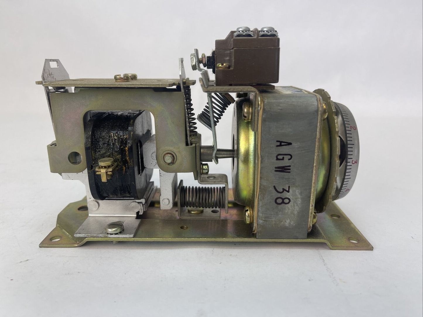 WESTINGHOUSE 1486567 TYPE AM TIME RELAY 600V FIXED CONTACTS COIL 440V 60CY