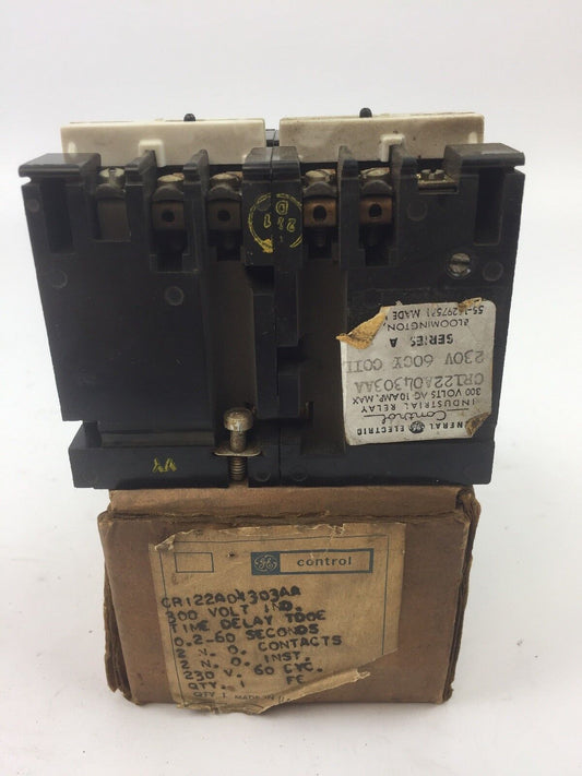 GE CR122A04303AA RELAY 300 VAC 10 AMP MAX 230V 60CY COIL