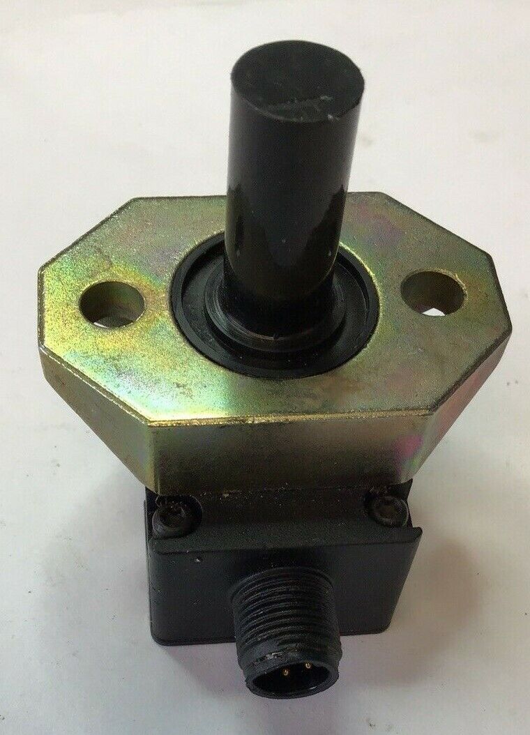 NAMCO CYLINDICATOR EE210-10444 LPR 3000PSI 1.025" PROBE 30VDC SENSOR UNIT