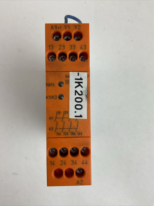 E. DOLD BG5924.04 SAFETY RELAY