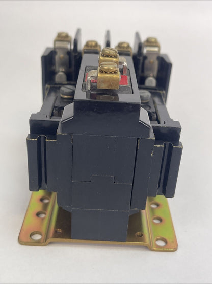 ALLEN BRADLEY 700-BR220A1 CONTROL RELAY SER A 120-600VAC 4POLE COIL 120V 60CY