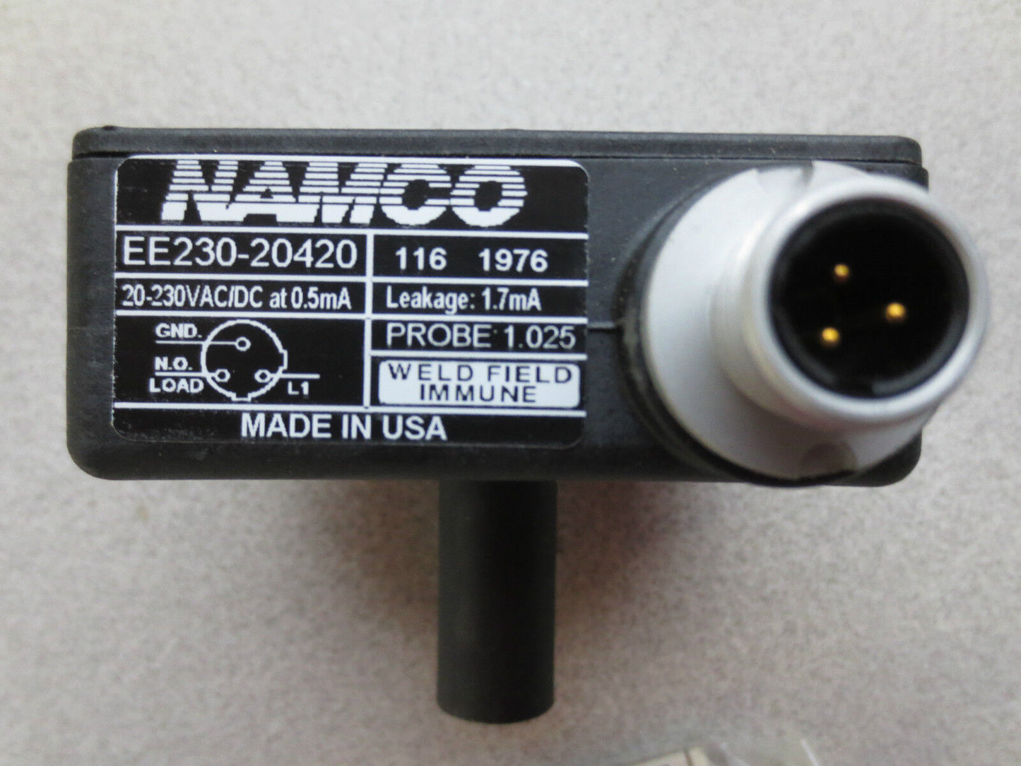 NAMCO EE230-20420 CYLINDICATOR PROXIMITY SWITCH 1.025 PROBE LENGTH - NEW SURPLUS