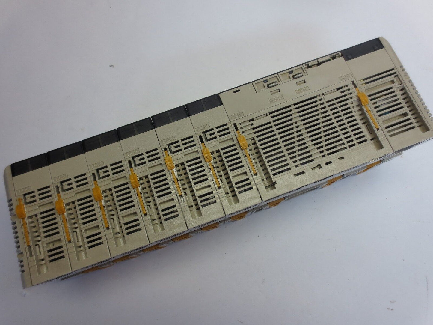 OMRON CQM1H-CPU11 CPU, PA203 POWER SUPPLY, ID212, OD212, OC222 ASSEMBLY