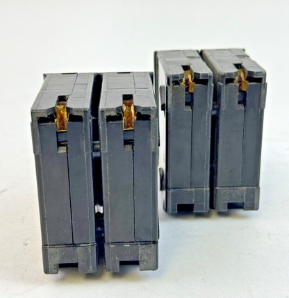 SQUARE D **LOT OF 2** HOM225 - CIRCUIT BREAKERS - 2 POLE/ 25 A/ 240 VAC