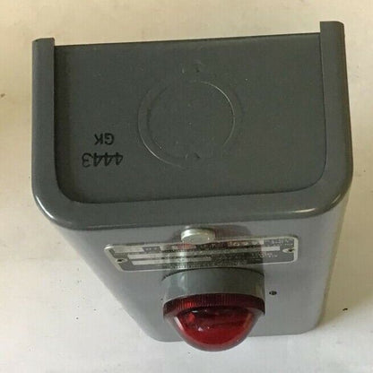 SQUARE D 9001 PA-18 CONTROL STATION RED PILOT 110V 60CY.
